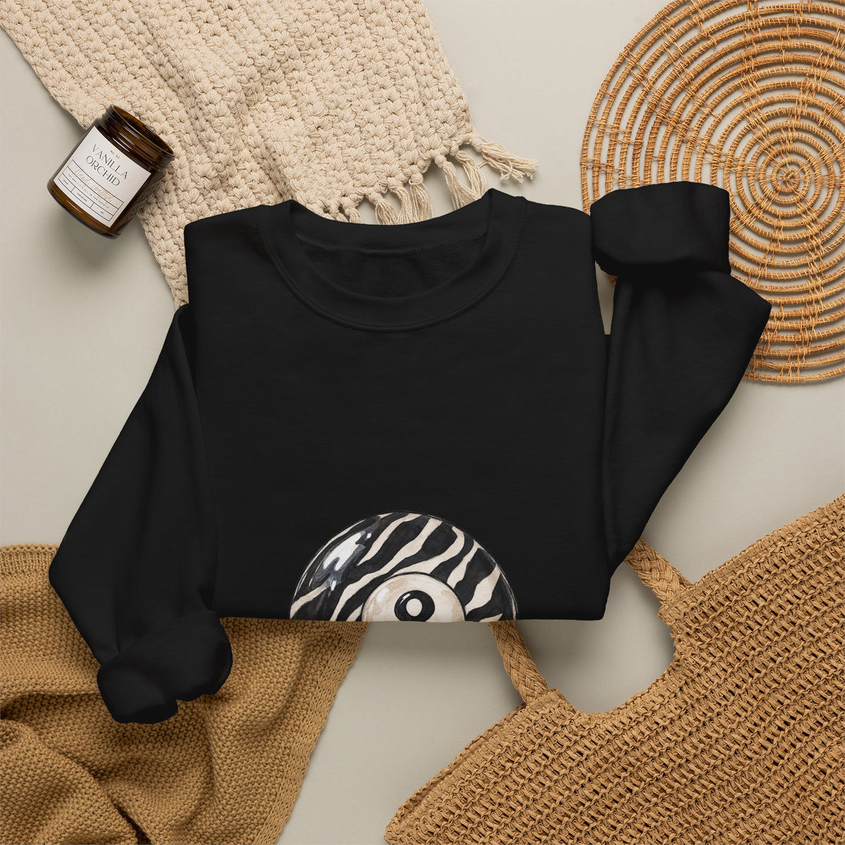 8 ball - Unisex Heavy Blend™ Crewneck Sweatshirt